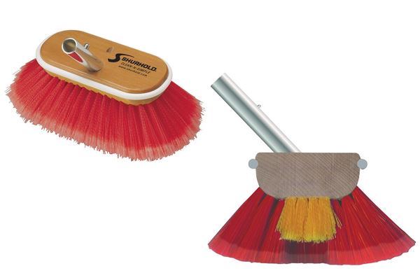 Medium Deck Cleaning Brush with Wooden Handle - Shurhold