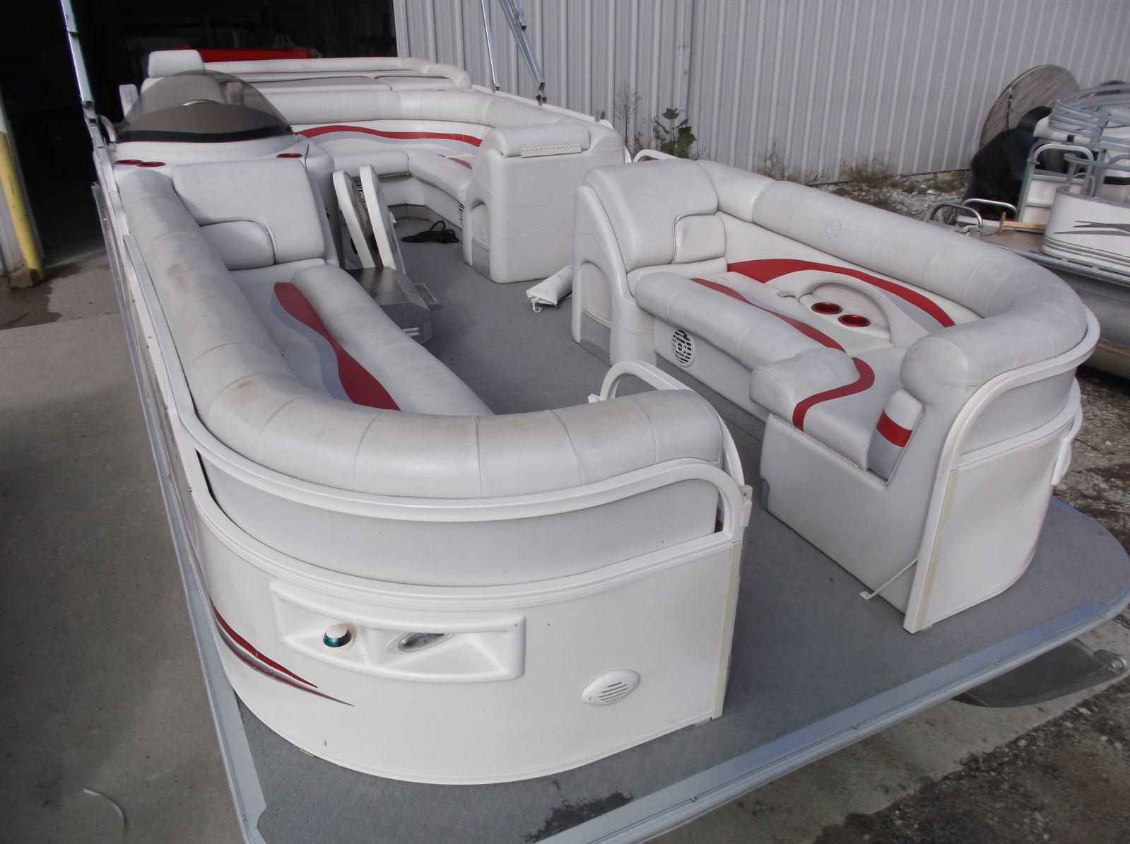 Restoring For A Fraction Pontoon Restoration Gives Owners Another Option Pontoon Deck Boat Magazine