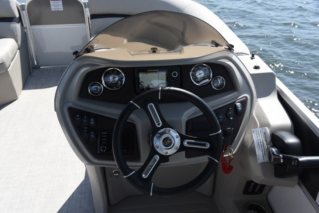 PDB Shootout: Trifecta 22 RF CS | Pontoon & Deck Boat Magazine