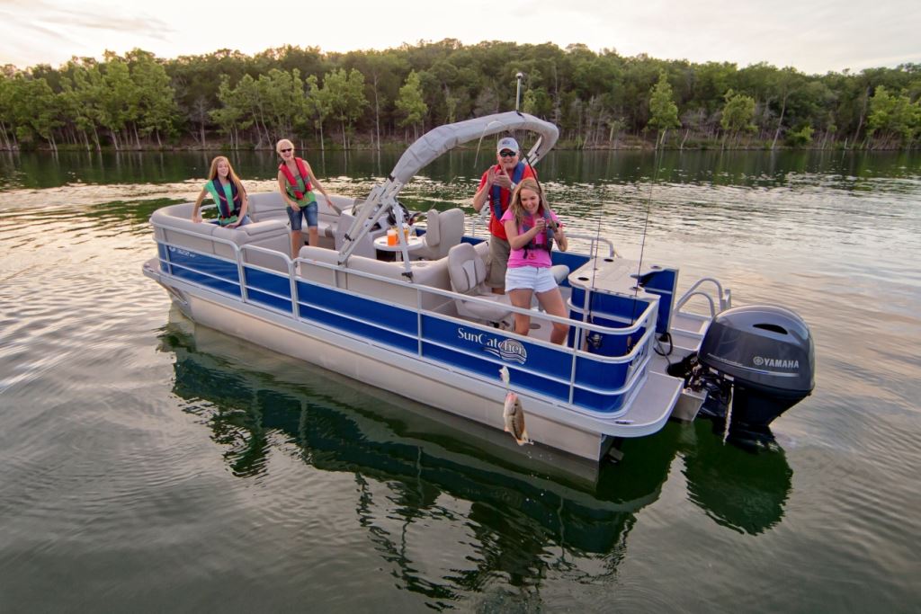 Launching Your Boat Common courtesy on the boat ramp