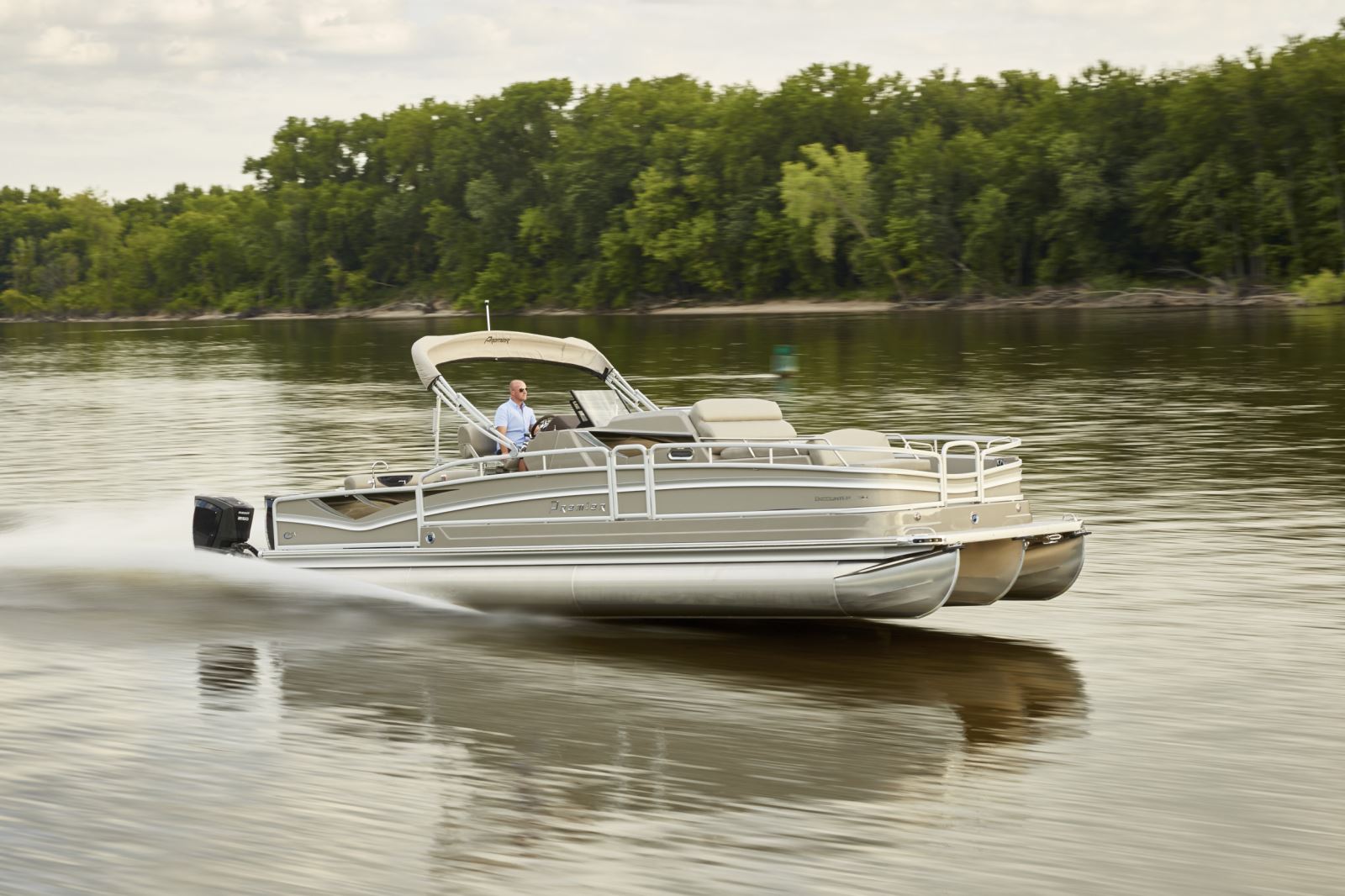 They call it the Encounter, their first center-cabin pontoon model. 
